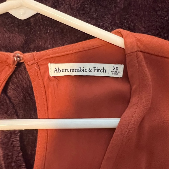 Abercrombie and Fitch Women’s Romper - Picture 3 of 4